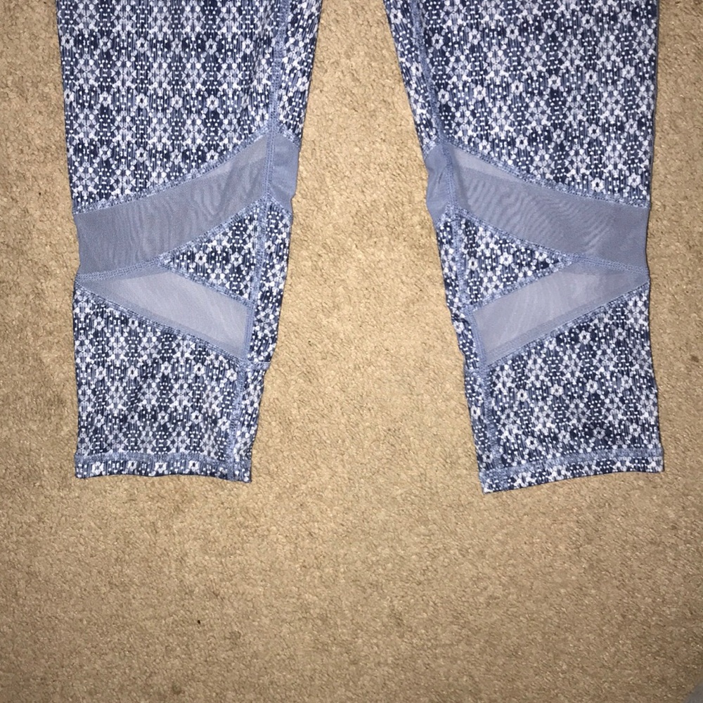 Gaiam Workout Capris - Picture 5 of 6